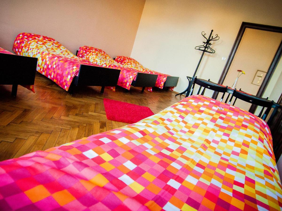 Sleep Time Hostel Бельско-Бяла Номер фото